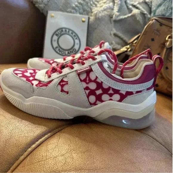 Coach Other - Coach City Sole Runner G4972 Size US 5.5B, EUA 36 Color Hyacinth Pink NEW